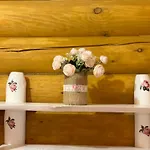 еко яблуницька троянда Chalet Yablunytsya
