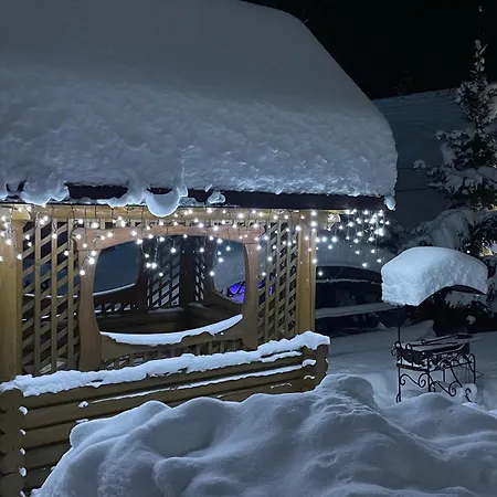 еко яблуницька троянда