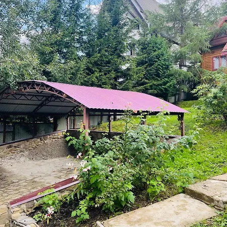 еко яблуницька троянда Chalet Yablunytsia