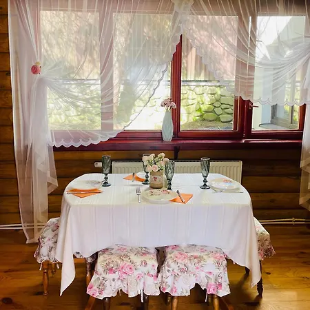 Chalet еко яблуницька троянда Yablunytsya