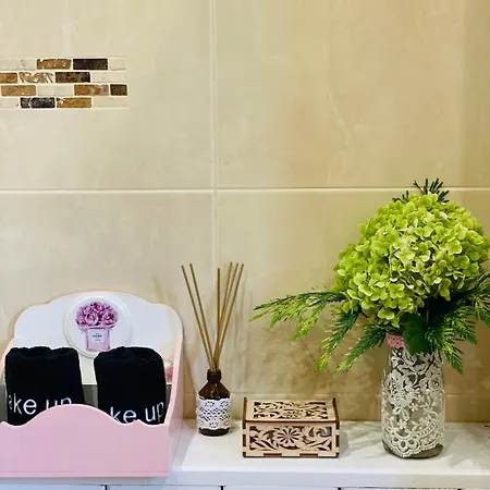 Chalet еко яблуницька троянда Yablunytsia