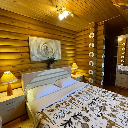 еко яблуницька троянда Chalet Yablunytsya