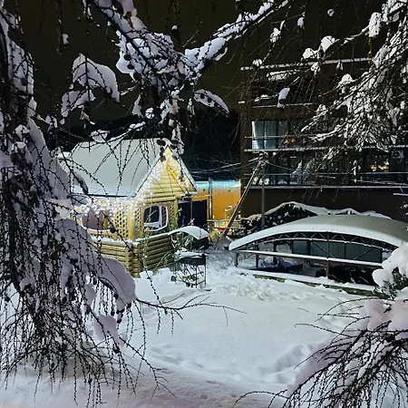 Chalet еко яблуницька троянда